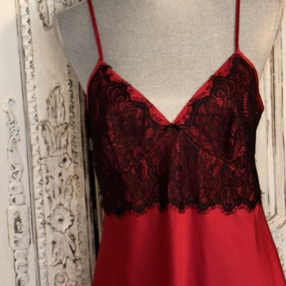 Gillian & O’ Malley Sleepwear for Target Deep Rose Silky Slinky Slip Gown Size M - Picture 2 of 11